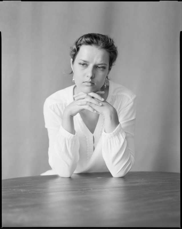 Frédéric Lavilotte-Rolle Photographe Bordeaux - Portfolio: Portraits argentiques - Portrait studio grand format argentique noir et blanc